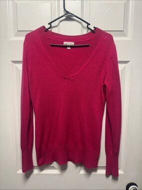 New York & Company Women’s V-Neck Sweater in Raspberry Pink